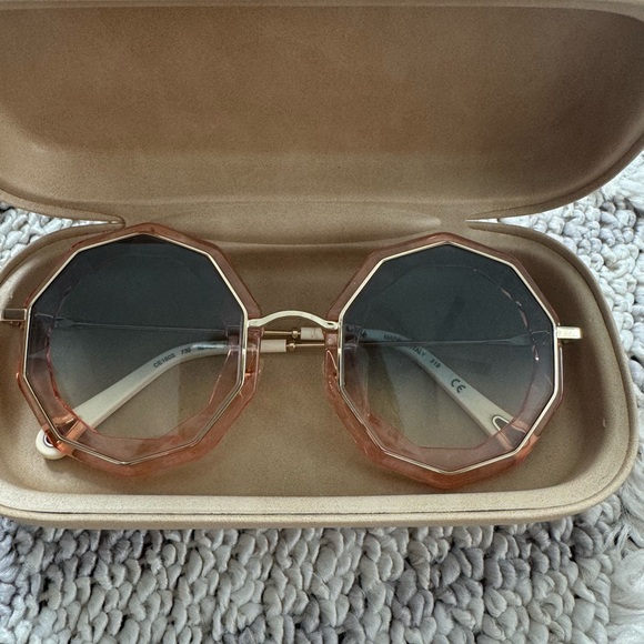 Chloe Accessories - Brand new Chloe Sunnies